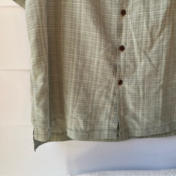 Woolrich Men's Green Plaid Shirt - Picture 8 of 16